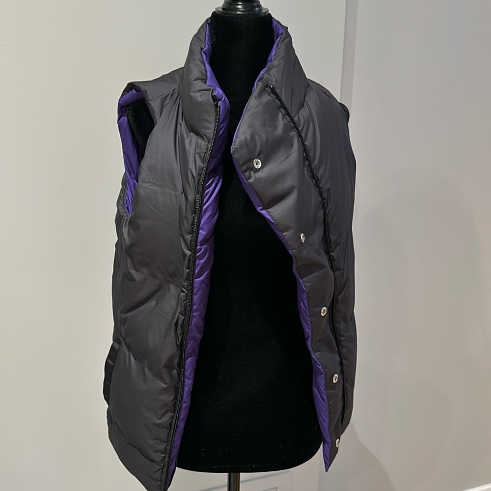 Ivivva reversible down filled vest